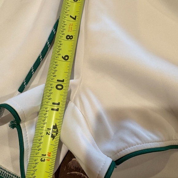 Forever 21 Womens Mid Rise Running Short-Juniors white green trim size L NWT - Picture 9 of 10